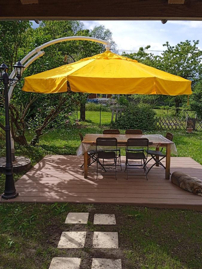 Bed and Breakfast Chez Karine Ceyzerieu Exterior foto