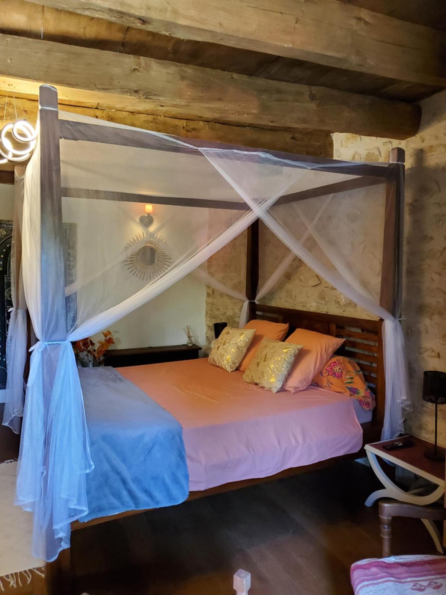 Bed and Breakfast Chez Karine Ceyzerieu Exterior foto